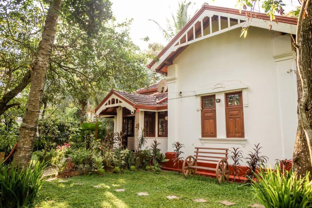 Colonial Residence Kandy Villa Exterior foto